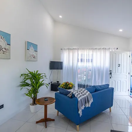 Apartamentos Cristal Quepos Exterior foto